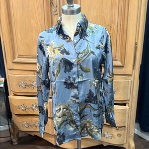 Elie Tahari NWT Blue Floral Button Down Shirt